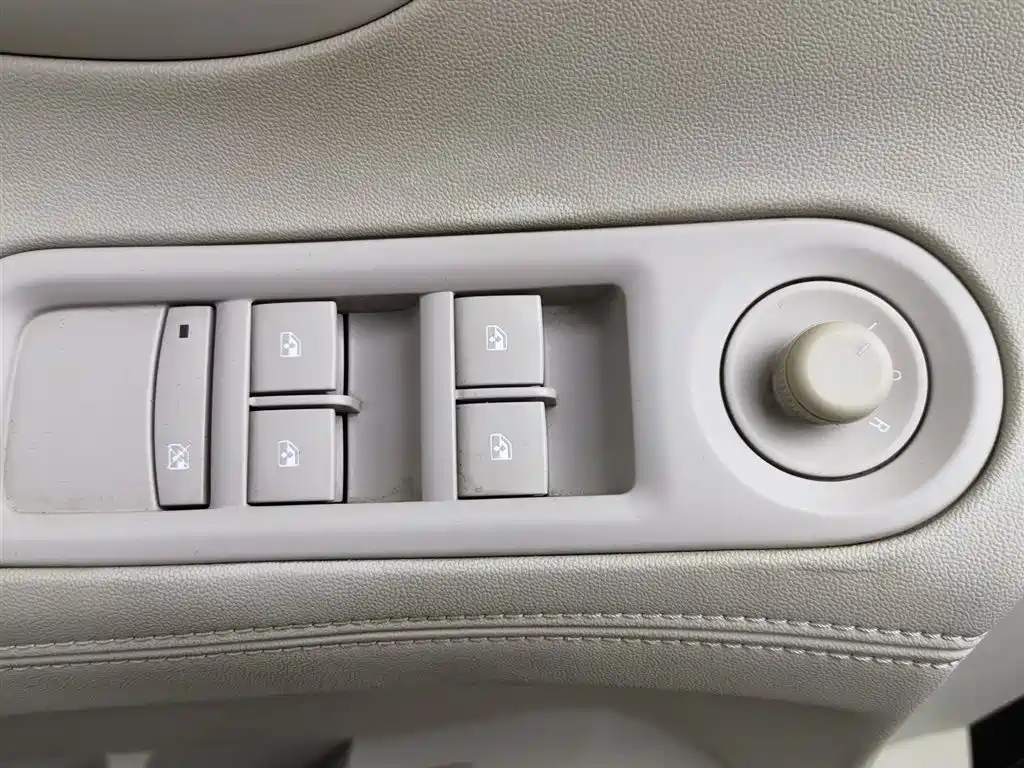 Buick LaCrosse 2013 2.4L SIDI Leading Comfort фото 9