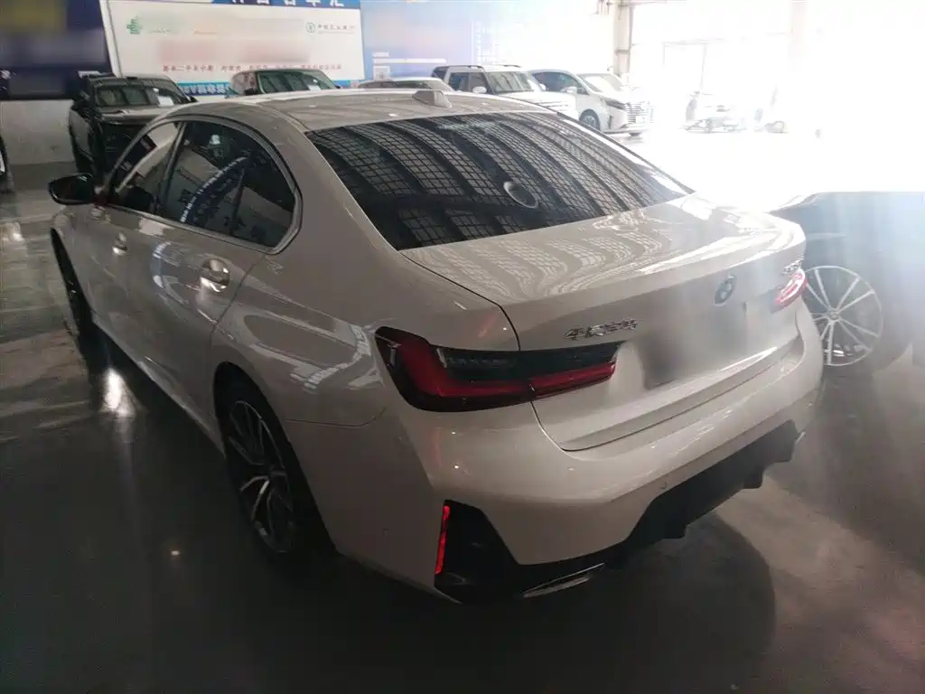 BMW 3 Series 2024 325Li M Sport Package фото 5