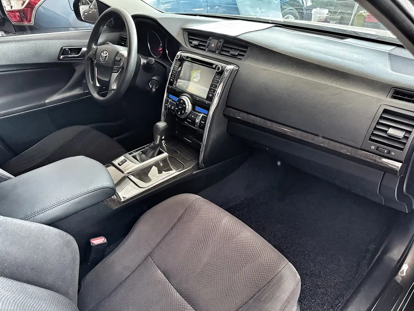 Toyota Reiz 2013 2.5S Elite Edition фото 12