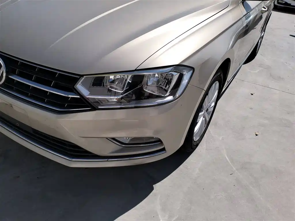 Volkswagen Bora 2016 Model 1.6L Manual Comfort фото 18
