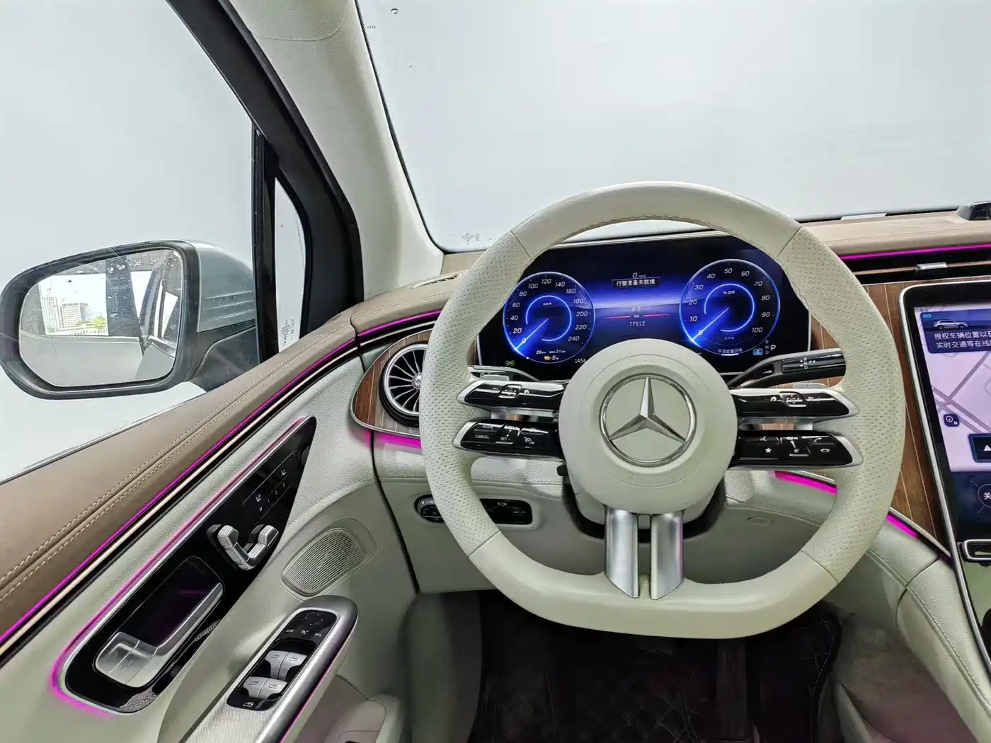 Mercedes-Benz EQE SUV 2023 350 4MATIC Luxury Edition фото 9