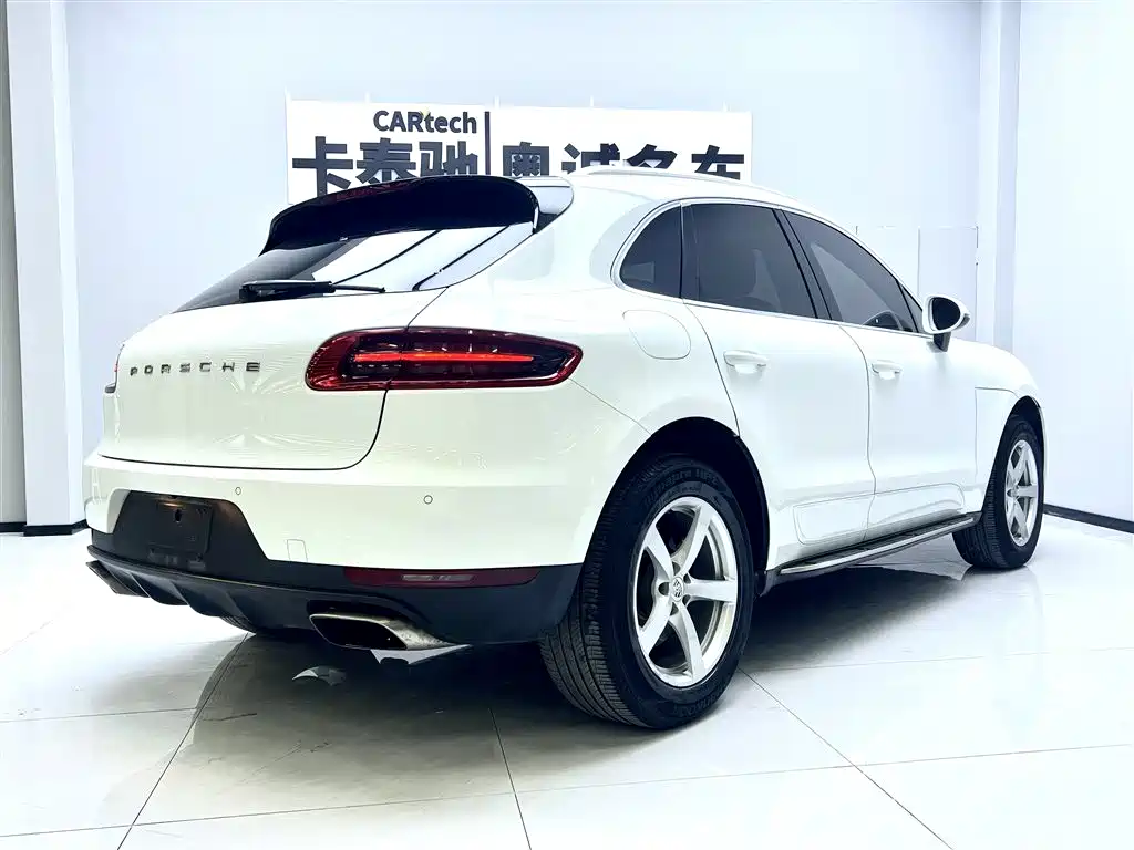 Porsche Macan 2017 Macan 2.0T фото 5