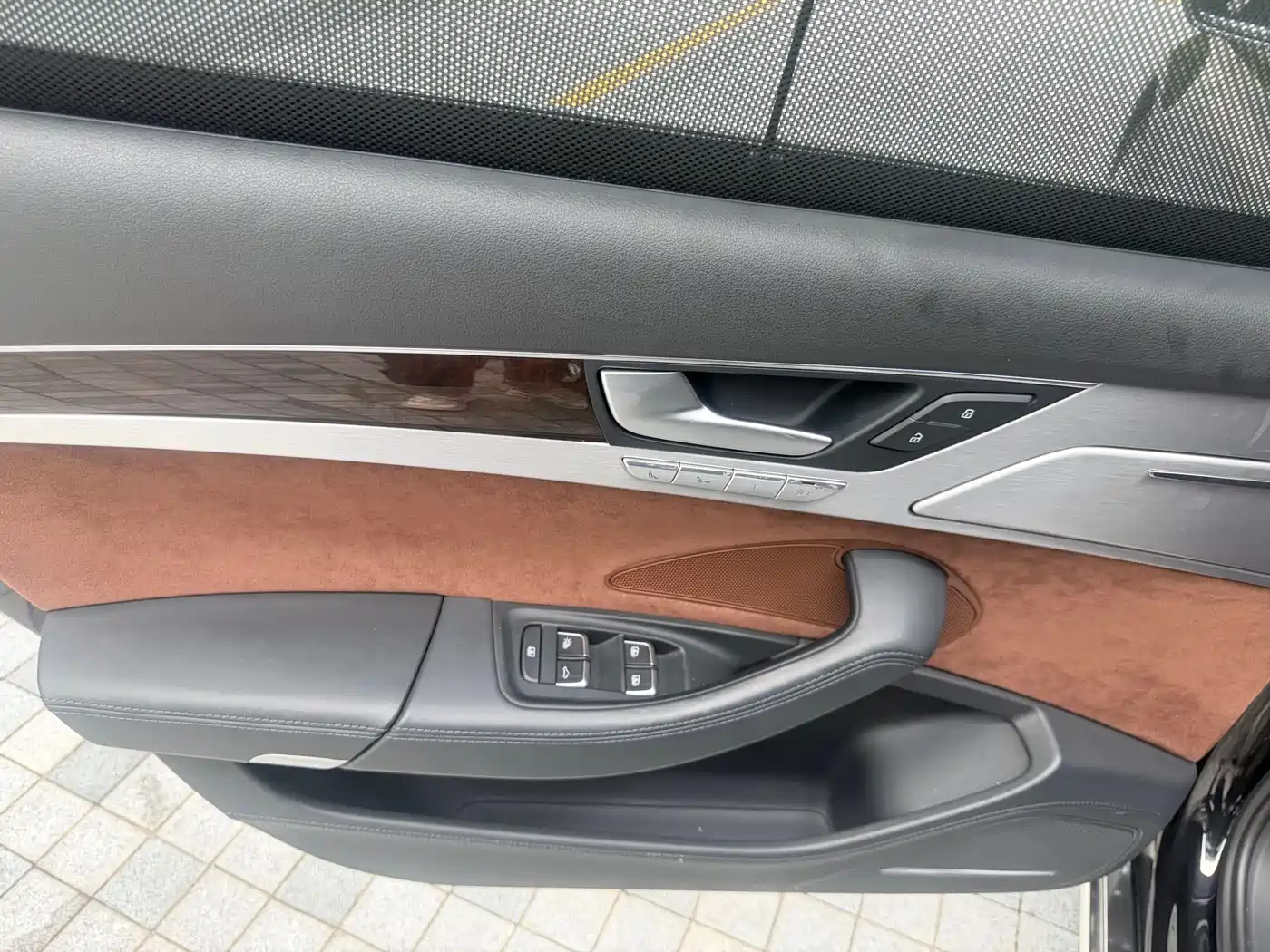 Audi A8 2014 A8L 6.3 FSI W12 quattro Flagship фото 22