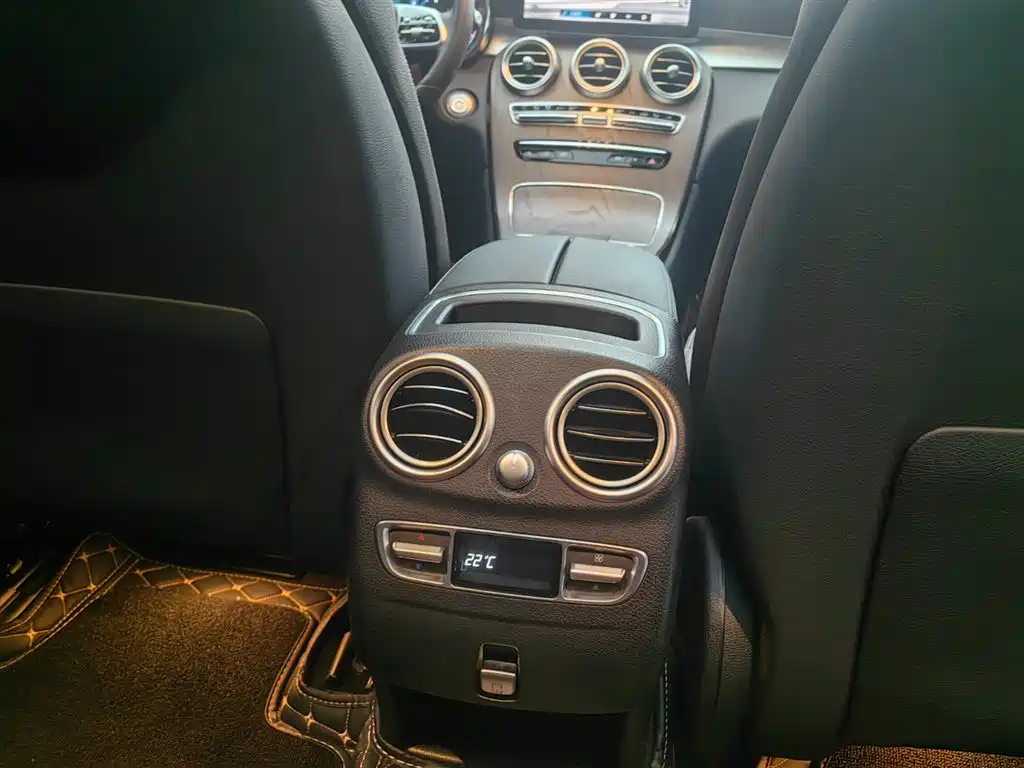 Mercedes-Benz GLC 2022 Model GLC 260 L 4MATIC Luxury Edition фото 20