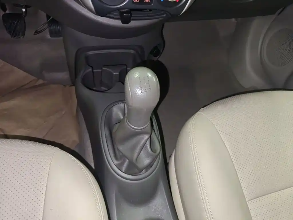 Nissan Sunny 2016 2015 1.5XE Manual Comfort