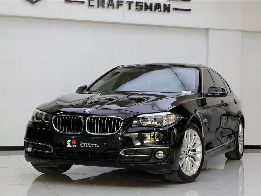 BMW 5 Series 2017 525Li Luxury Design Package фото 2