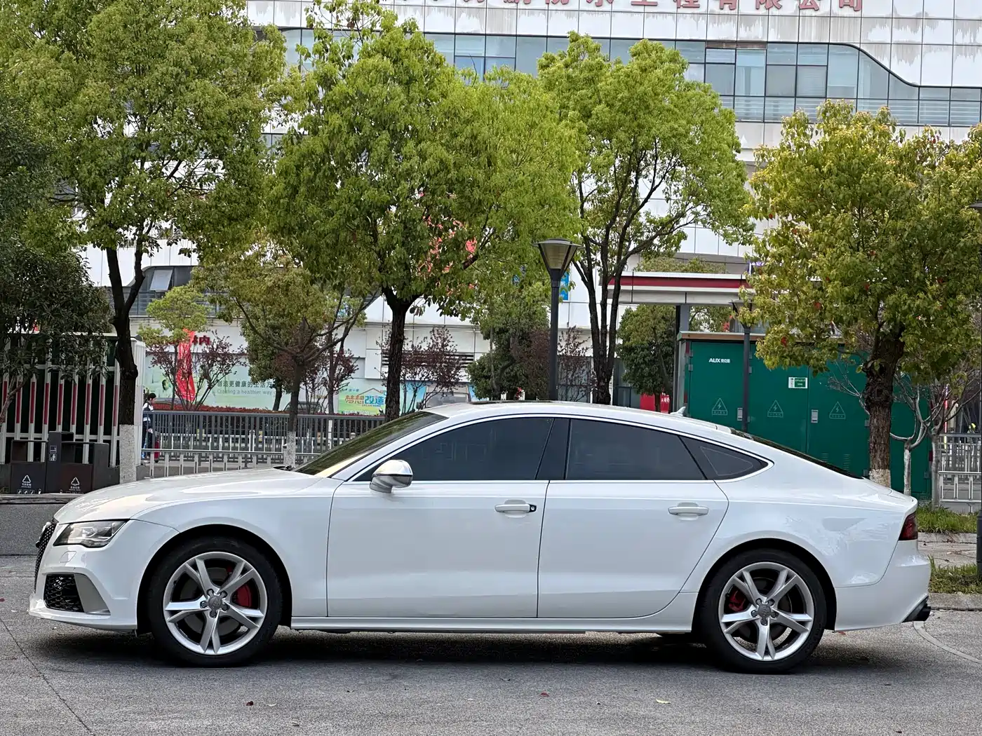 Audi A7 2014 50 TFSI quattro Comfort Edition фото 4