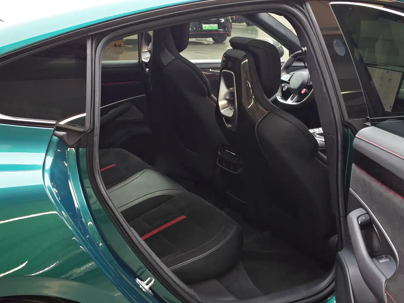 XIAOMI CAR XIAOMI SU7 ULTRA