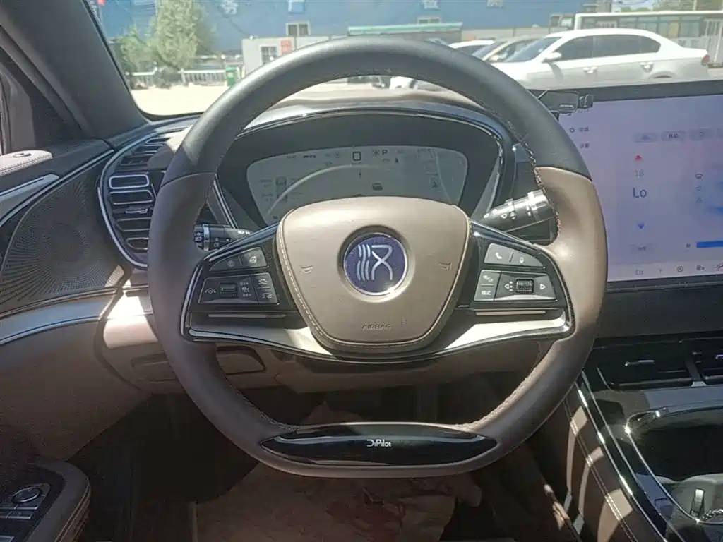 BYD Han 2023 DM-i Champion Edition 121KM Elite фото 7