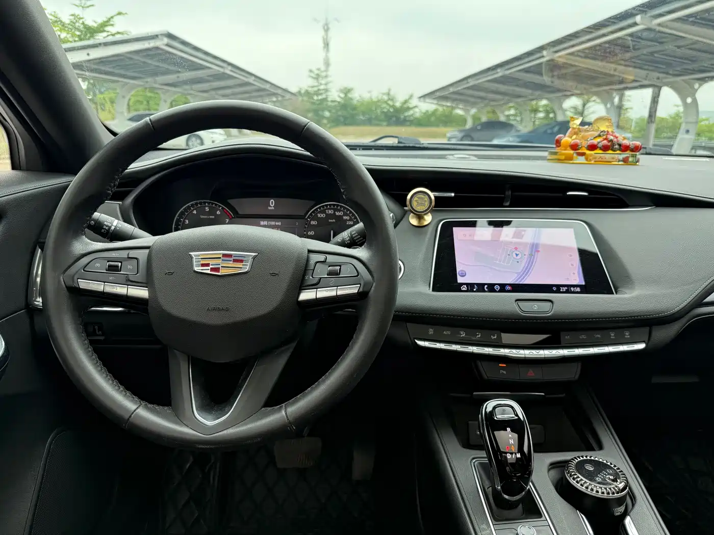 Cadillac XT4 2023 28T 2WD Trend фото 8