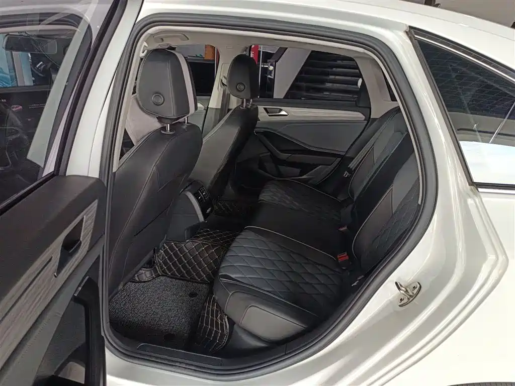 Volkswagen Sagitar 2023 280TSI DSG Beyond Lite фото 17