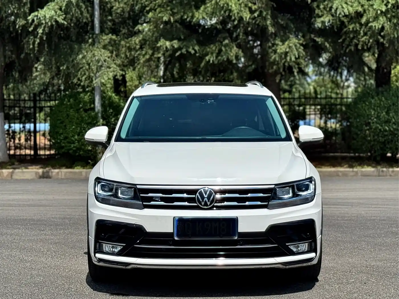 Volkswagen Tiguan L 2021 330TSI Automatic 2WD R-Line Premium фото 2