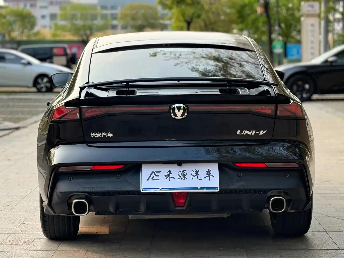 CHANGAN UNI-V