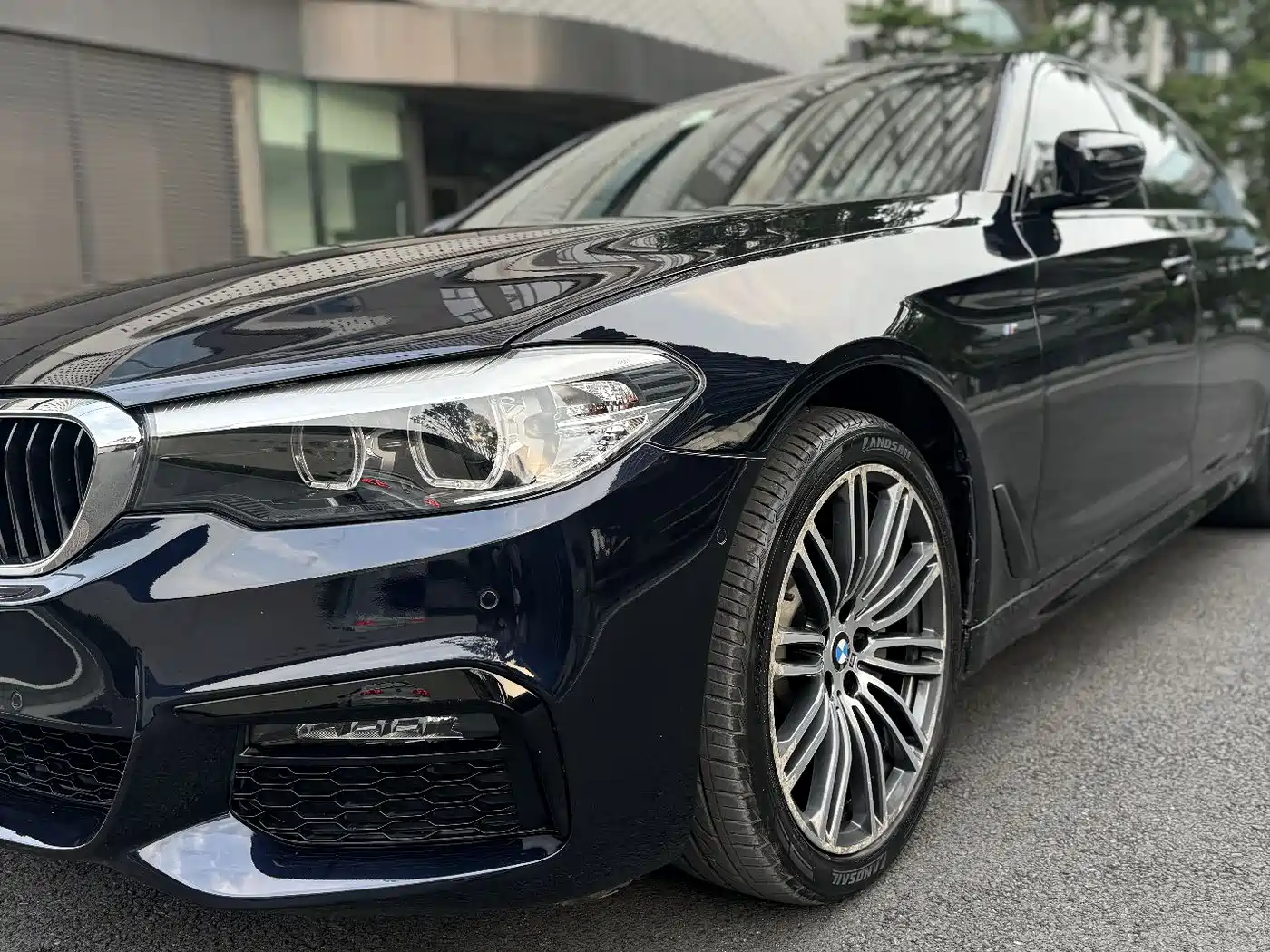 BMW 5 Series 2019 530Li Leading M Sport Package фото 8
