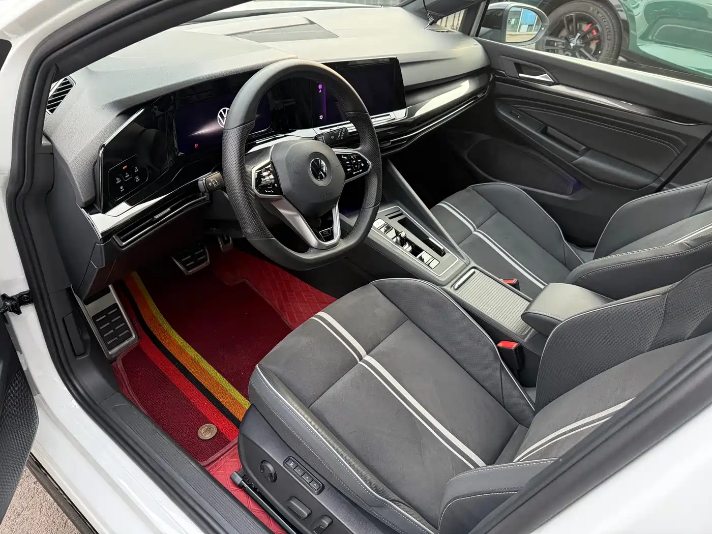 Volkswagen Golf 2025 2024 280TSI DSG R-Line 50th Anniversary Edition