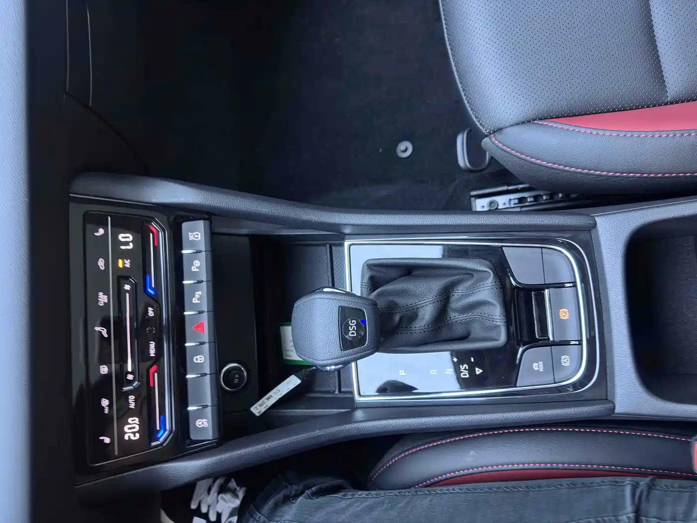 Škoda Karoq 2022 TSI280 Luxury Edition фото 16
