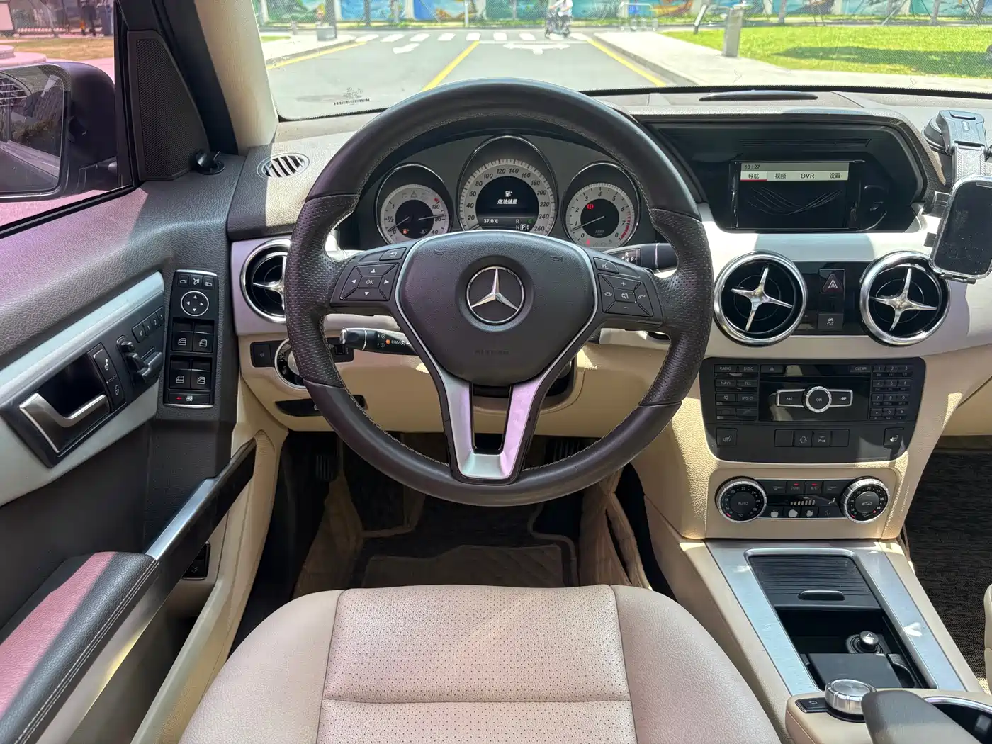 Mercedes-Benz GLK-Class 2013 GLK 300 4MATIC Dynamic Sunroof фото 13