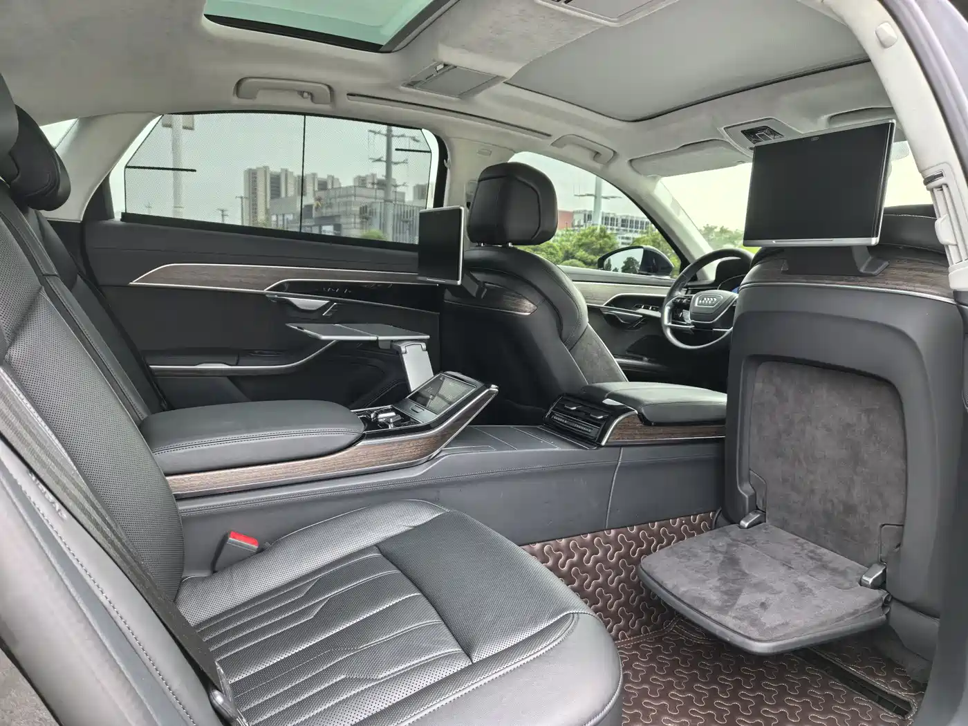 Audi A8 2019 Facelift Plus A8L 55 TFSI quattro Premium фото 15