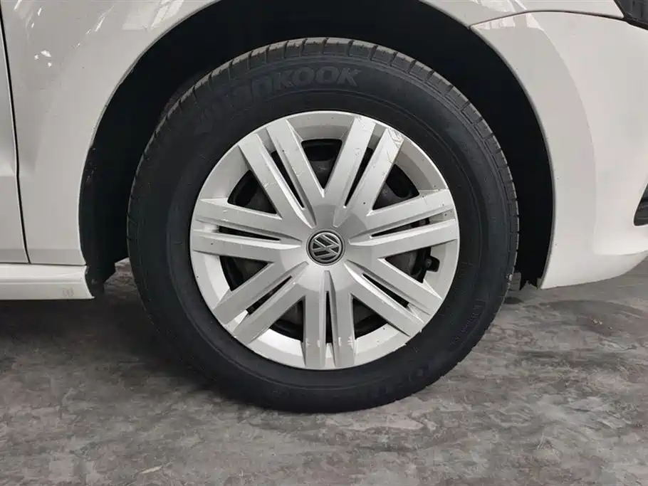 Volkswagen Polo 2018 1.5L Auto Safe Drive фото 6