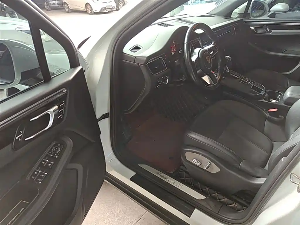 Porsche Macan 2017 Macan S 3.0T фото 15
