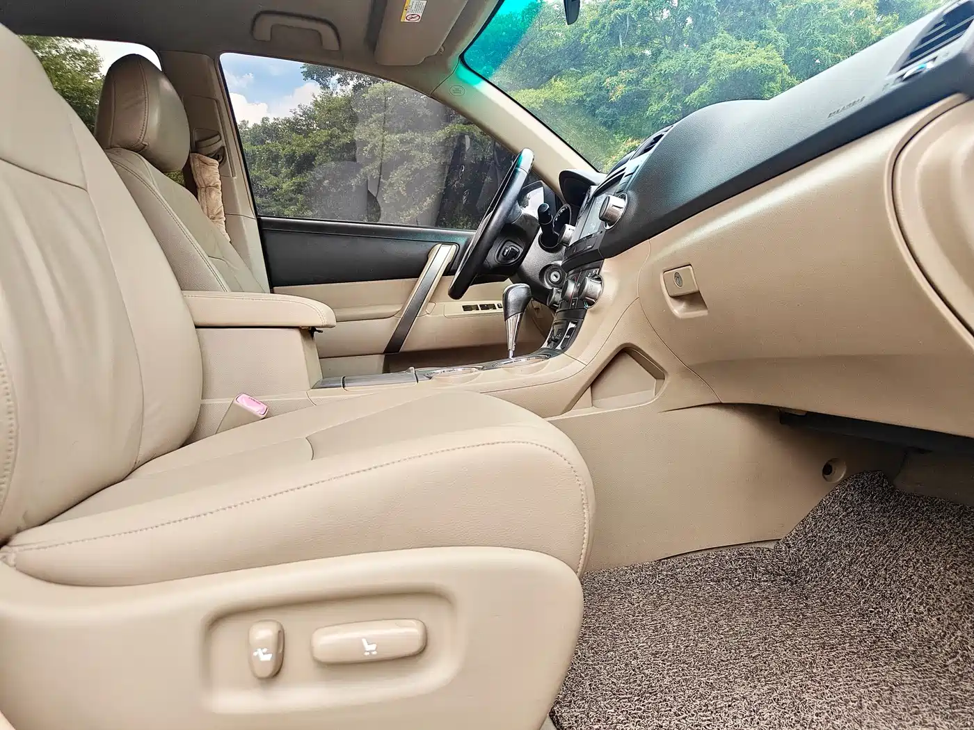 Toyota Highlander 2009 2.7L 2WD 5-seater Sport Edition фото 14