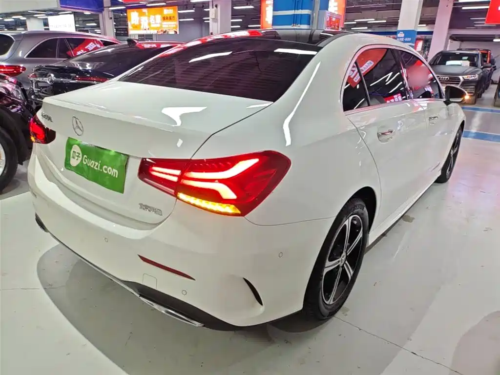 Mercedes-Benz A-Class 2022 Facelift III A 200 L Sport Sedan Fashion фото 7
