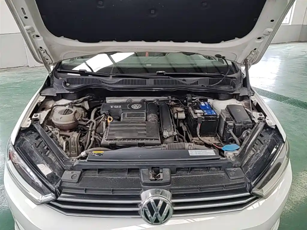 Volkswagen Golf Sportsvan 2016 280TSI Automatic Luxury фото 20