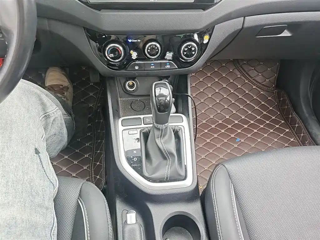 Hyundai Beijing Hyundai ix25 2017 1.6L Automatic Smart Edition фото 14
