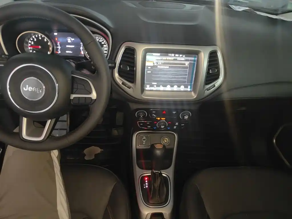 Jeep Compass 2017 2017 200T Automatic Family Edition