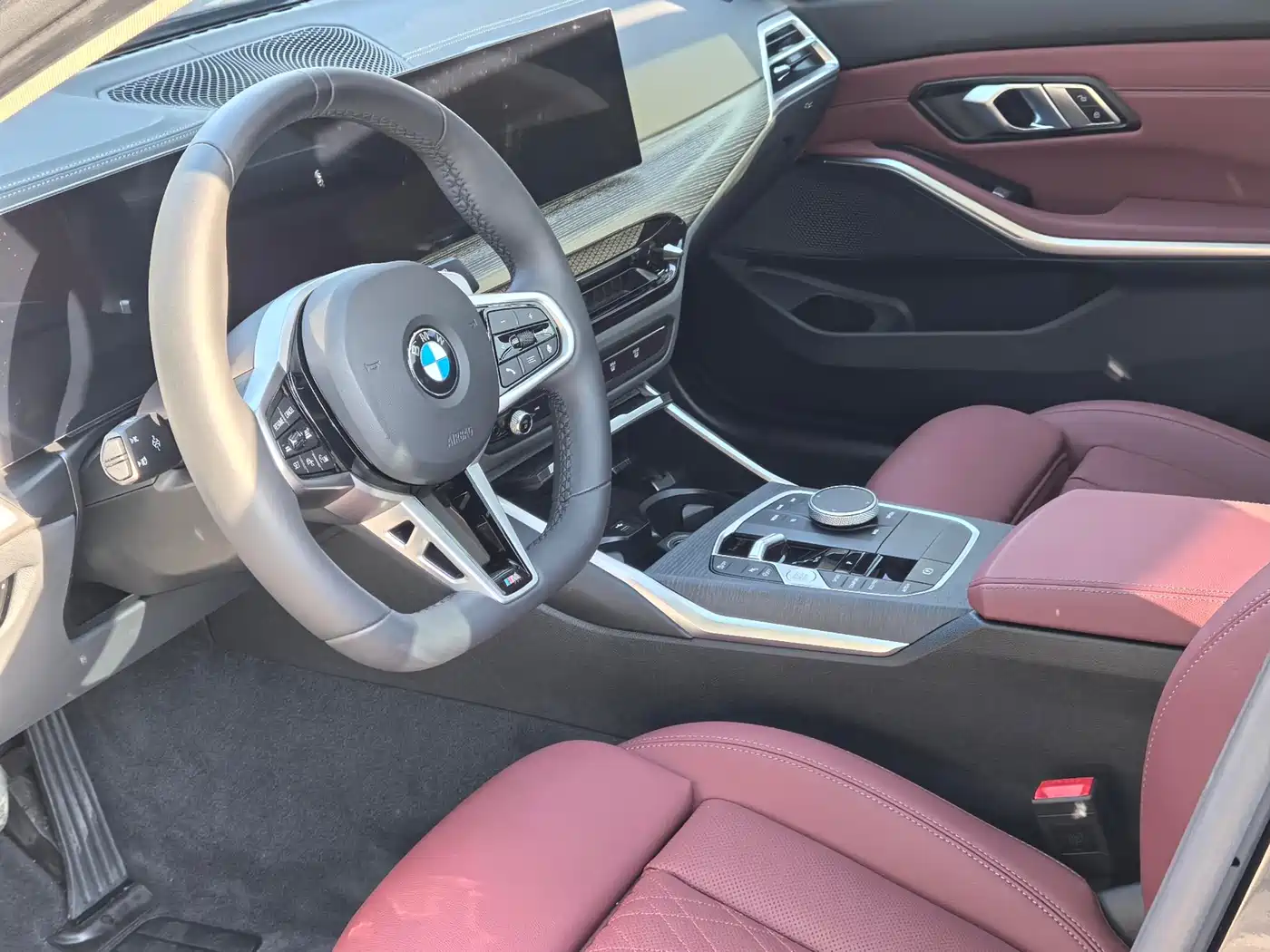 BMW 3 Series 2025 325Li M Sport Package фото 4