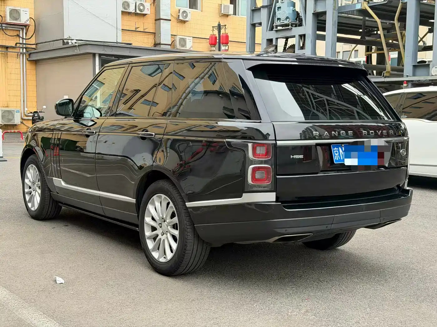 Land Rover Range Rover 2018 3.0 SC V6 Golden Age Edition фото 7