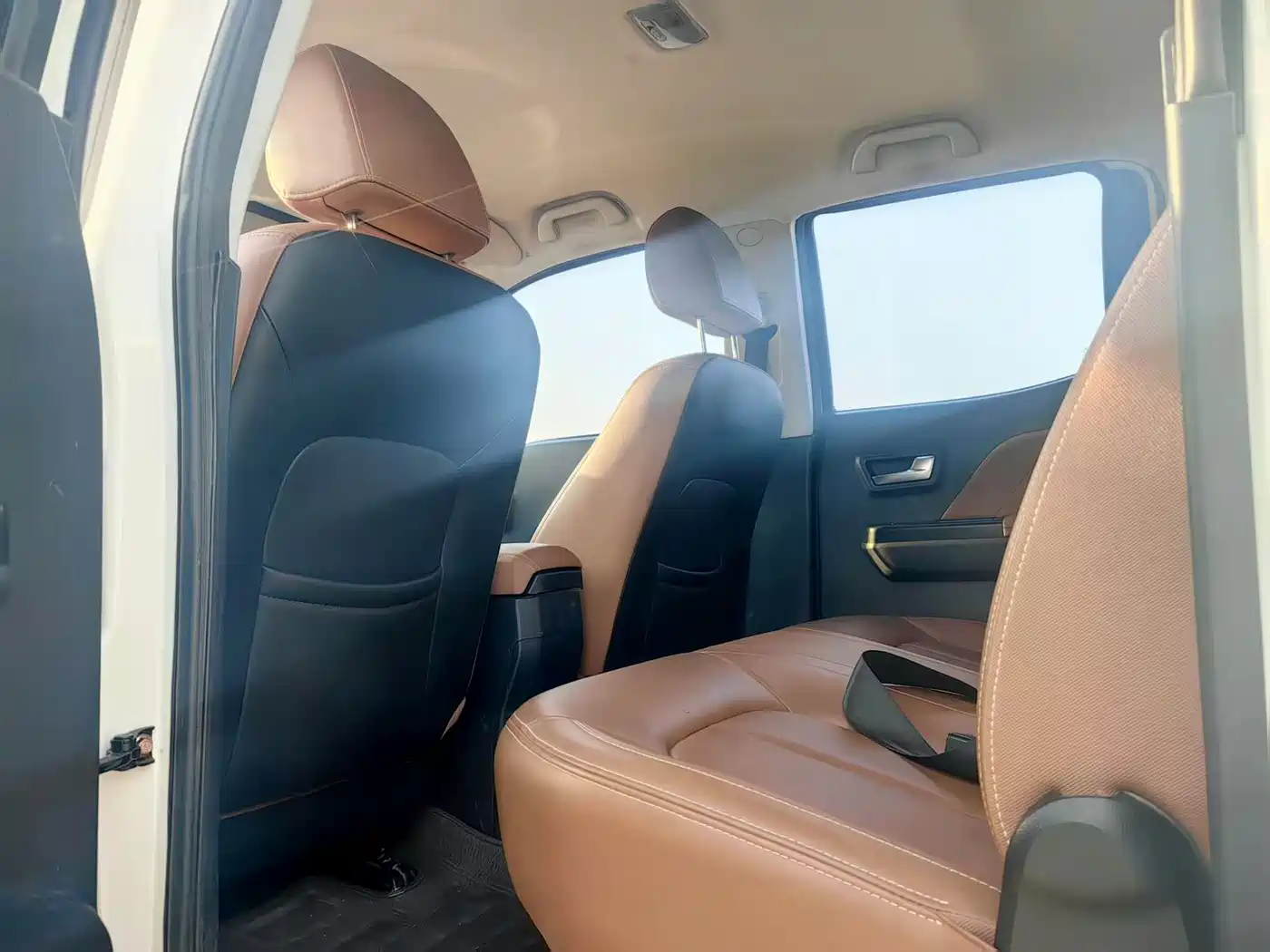 Great Wall Fengjun 7 2021 2021 Model 2.0T Gasoline 2WD Navigator Large Double Cab GW4C20B