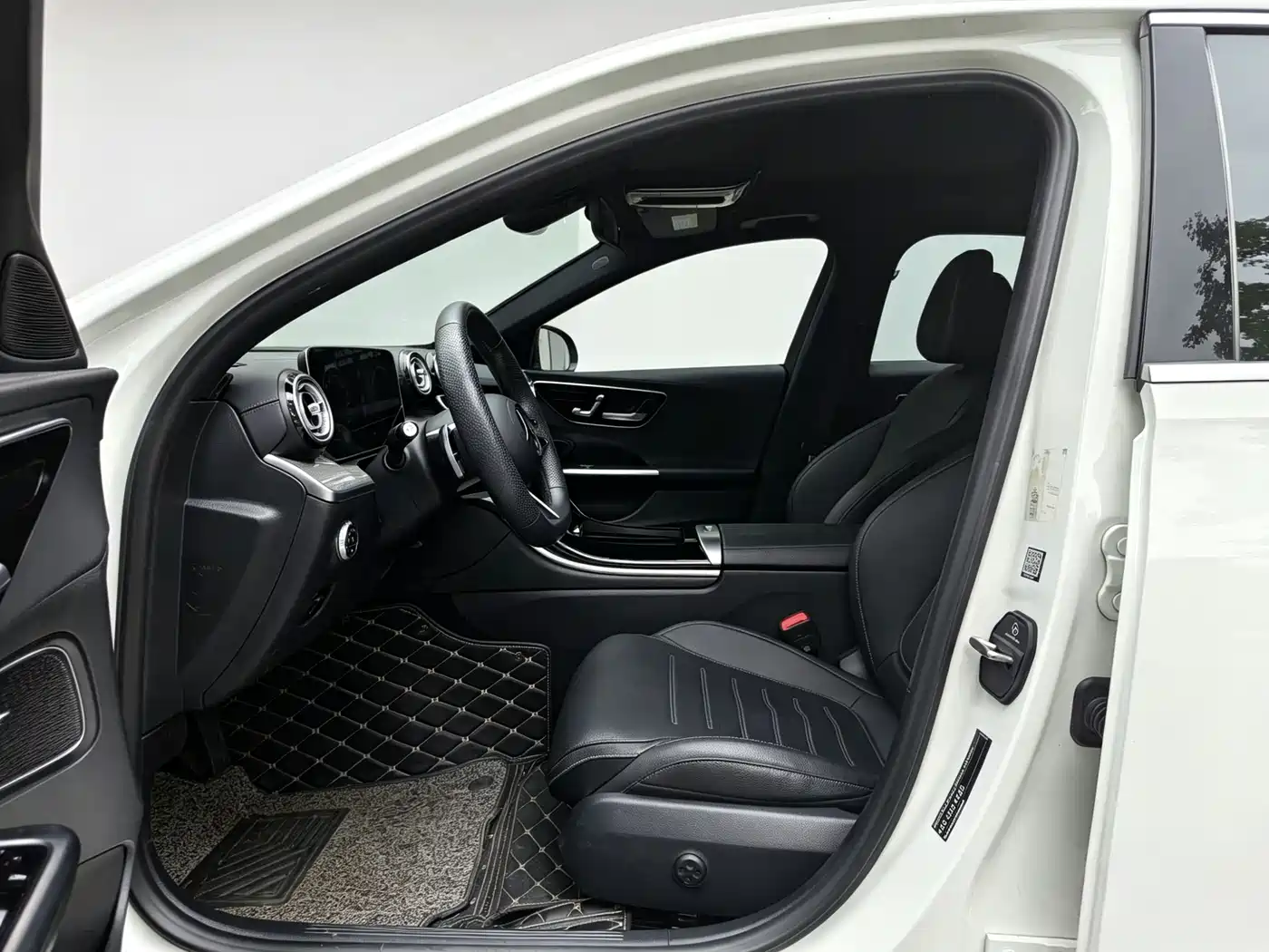 Mercedes-Benz C-Class 2023 C 260 L Sport фото 12