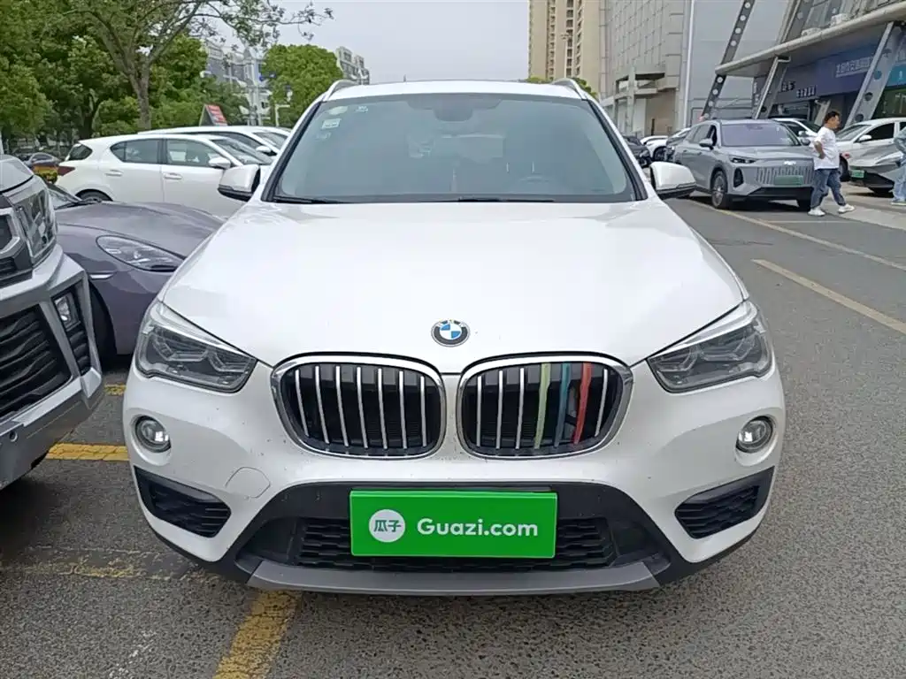 BMW X1 2018 sDrive20Li Leading Model фото 3