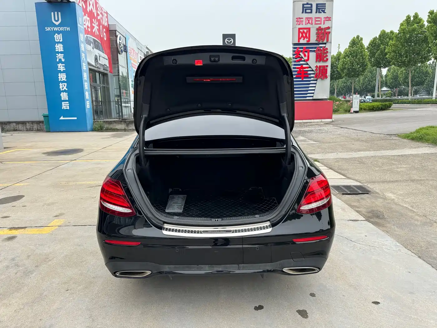 Mercedes-Benz E-Class 2017 E 200 Sport фото 13