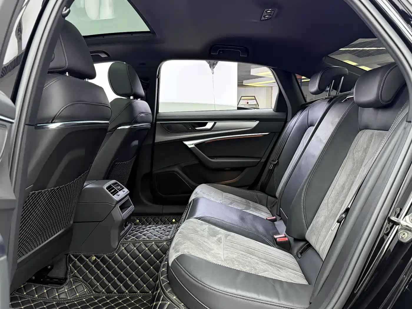 Audi A6L 2022 40 TFSI Luxury Dynamic фото 13