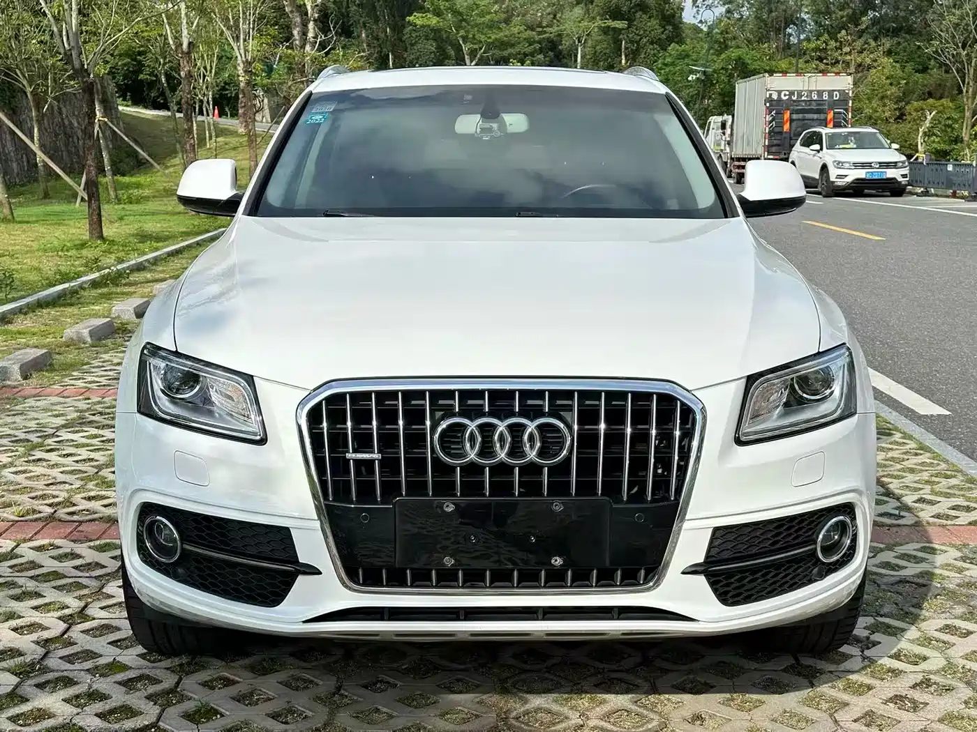 AUDI Q5