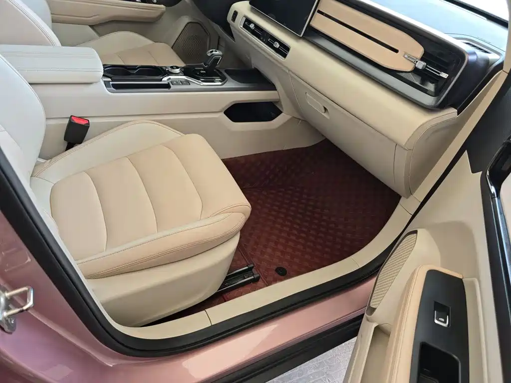 Geely ICON 2023 2023 Model 1.5TD Chocolate Deluxe Edition