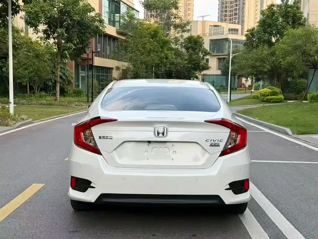 Honda Civic 2019 220TURBO CVT Jingdong Edition China V фото 8