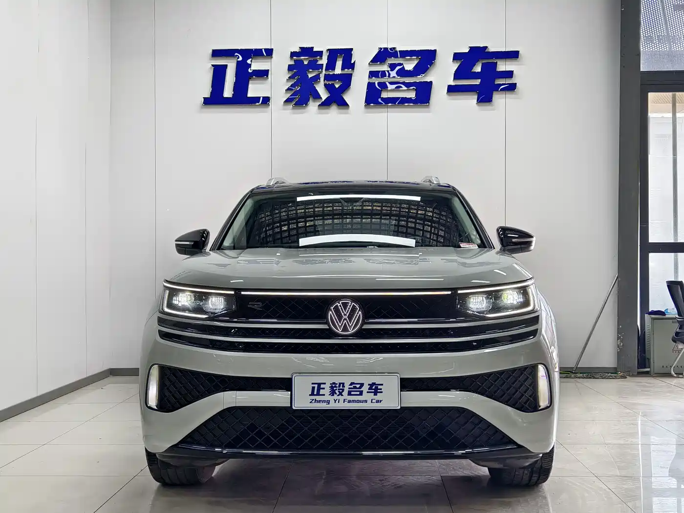 Volkswagen Talagon 2023 380TSI 4WD R-Line Touring Edition фото 2
