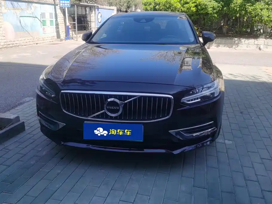 VOLVO S90 PLUG IN HYBRID