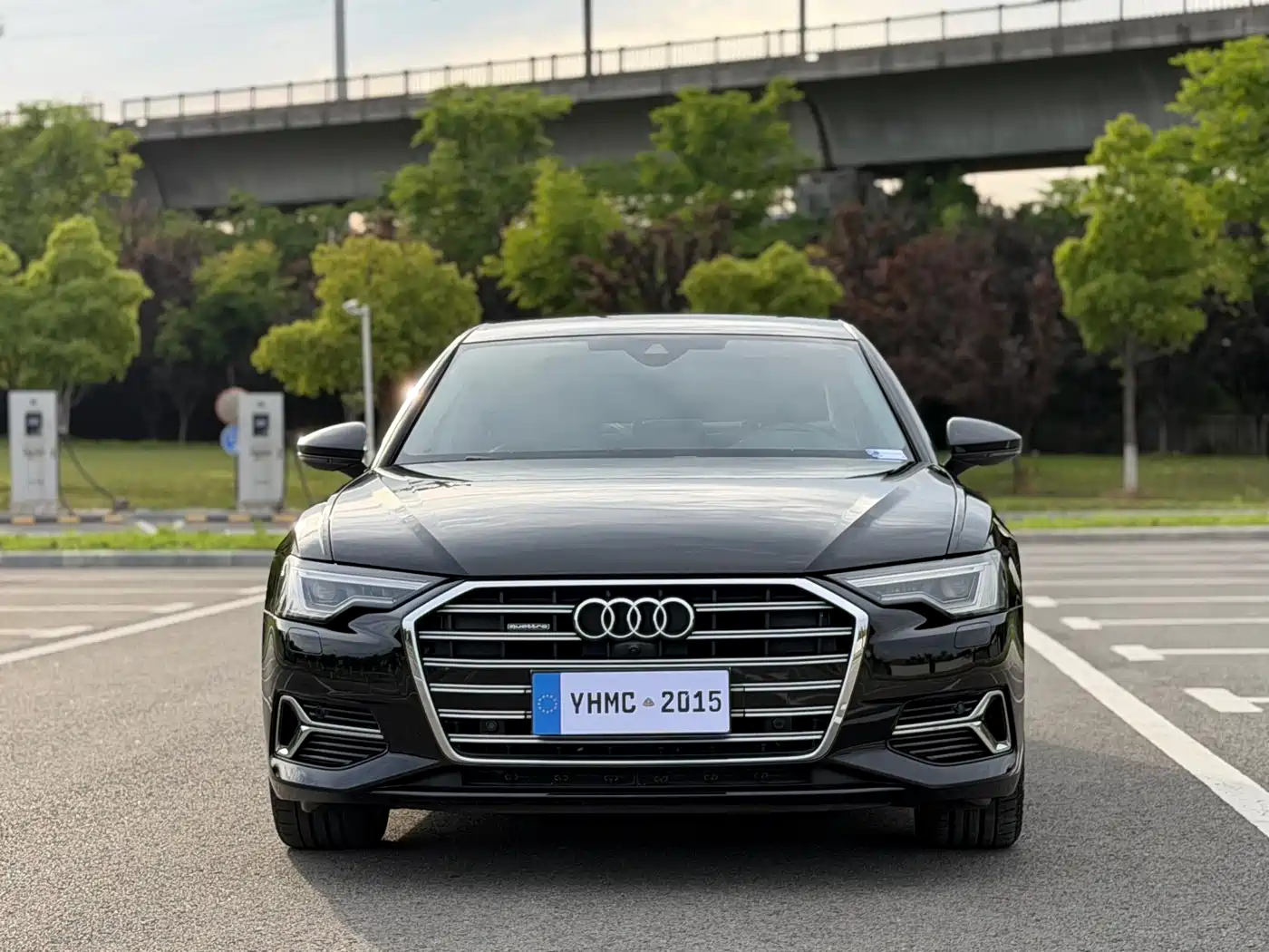 Audi A6L 2023 45 TFSI quattro Premium Elegance фото 2