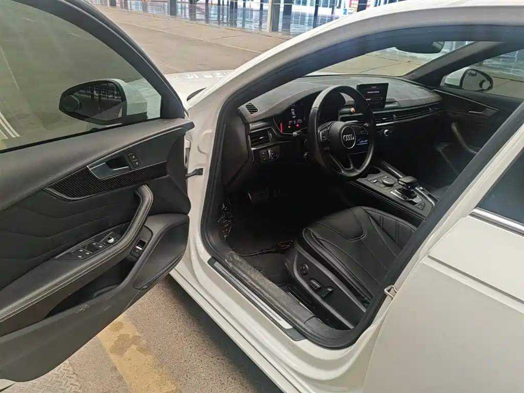 Audi A4L 2019 40 TFSI Progressive (China VI) фото 16