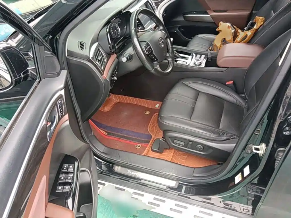 Фото 16 - GAC Trumpchi GS8