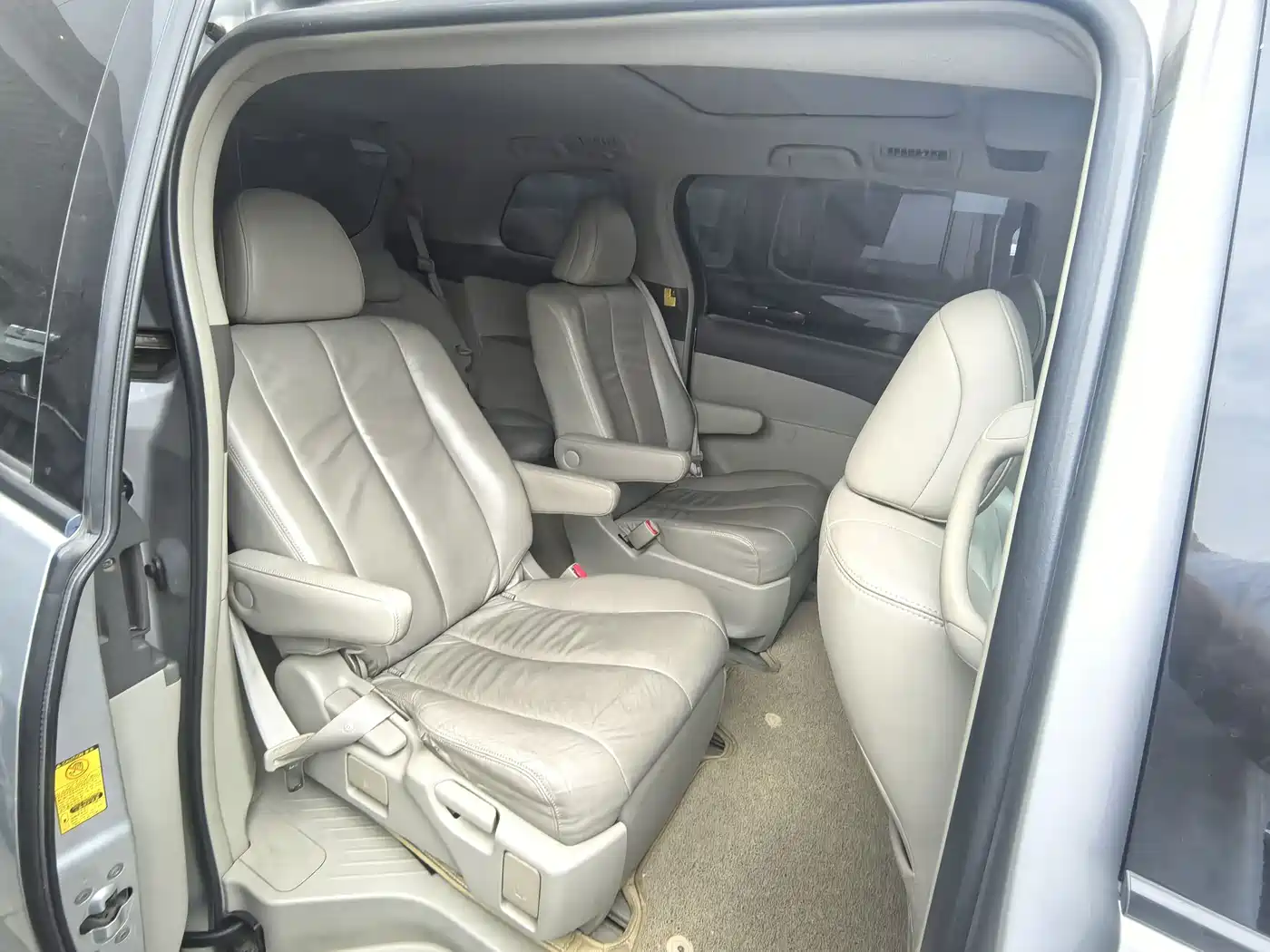 Toyota Previa 2007 3.5L 7-Seater Luxury фото 9