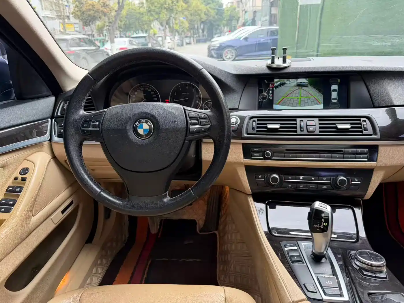 BMW 5 Series 2013 525Li Luxury фото 9