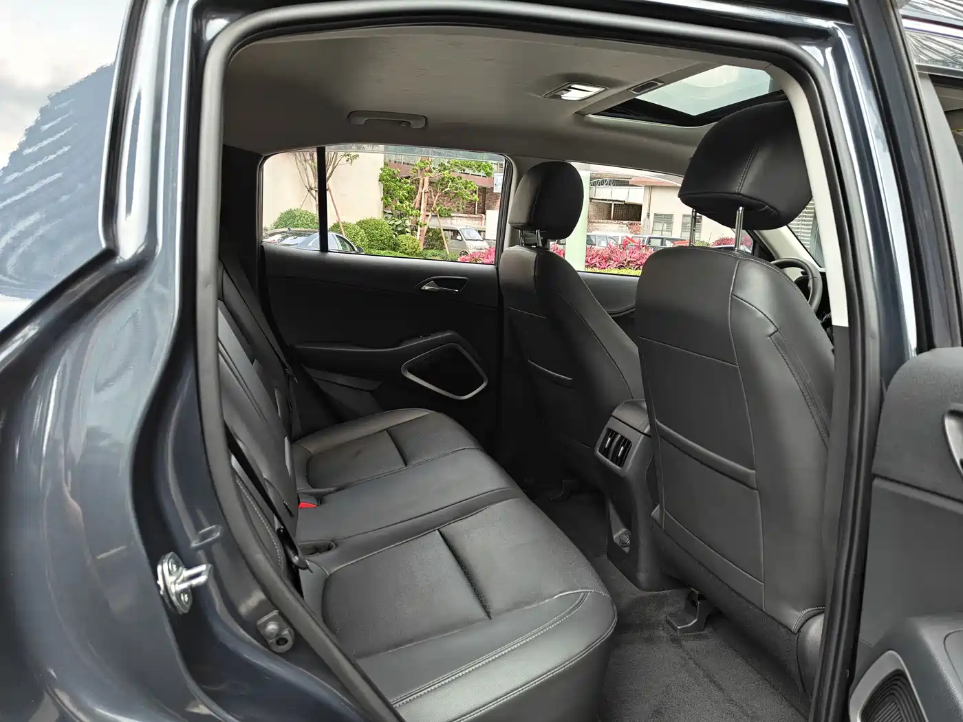 Hyundai Beijing Hyundai ix35 2018 2.0L Automatic 2WD Zhiyong·Enjoyment Edition фото 7