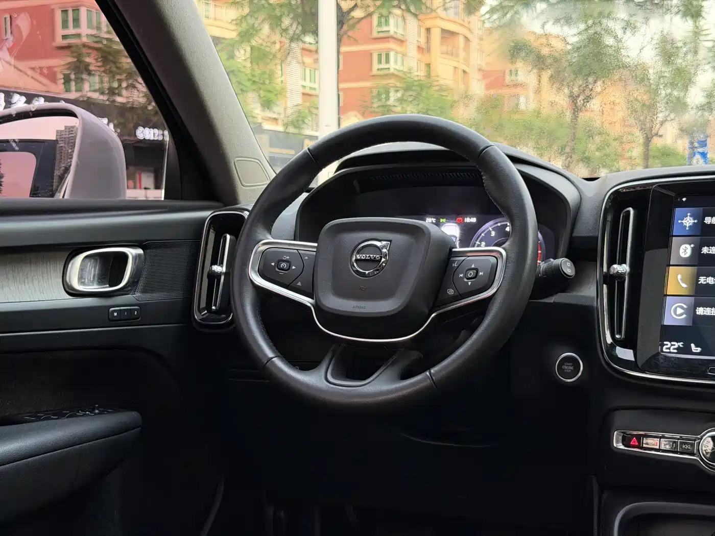 Volvo XC40 2021 T4 AWD Smart Luxury Edition фото 18