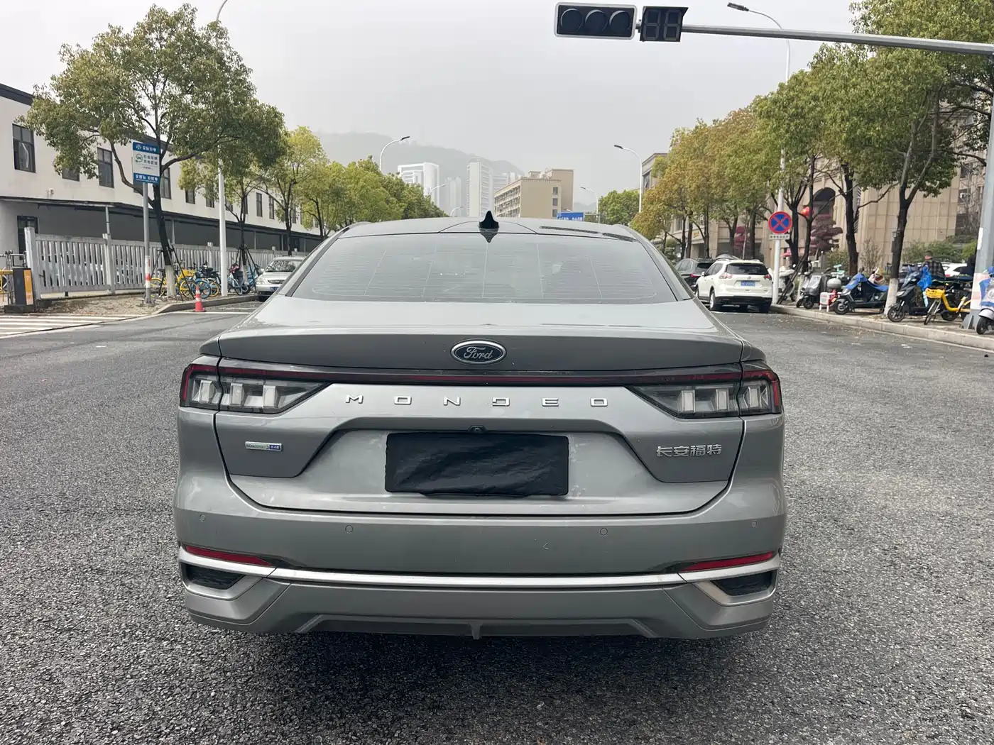 FORD MONDEO
