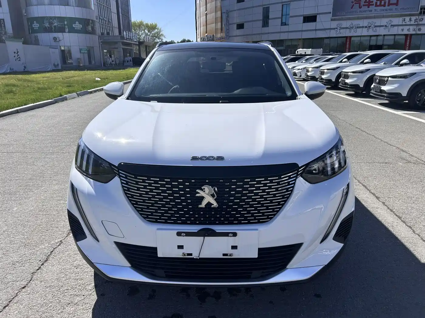 PEUGEOT 2008